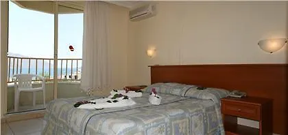 Sonnen 酒店 马尔马里斯