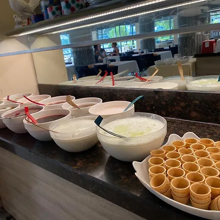 酒店 Sonnen 马尔马里斯